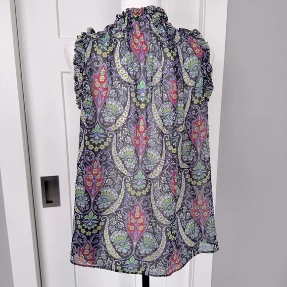 GAP Sleeveless Ruffle Shirt - Picture 3 of 5